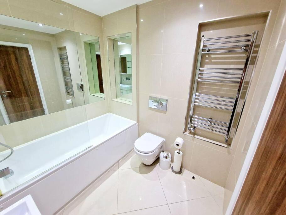 Modern Hyde Park Home With Private Entrance & Private Back Patio Near Bayswater & Paddington Stations London Luaran gambar