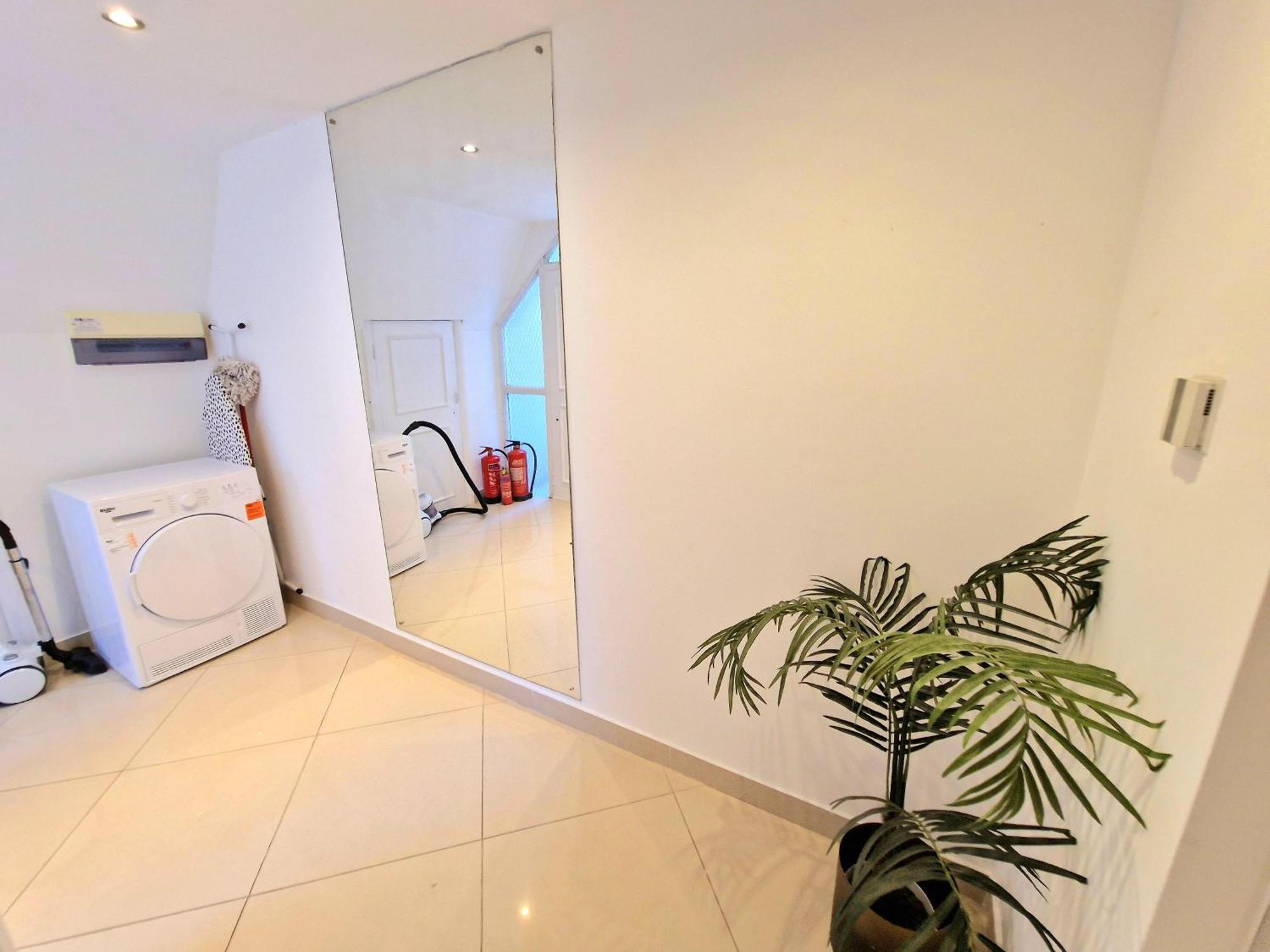 Modern Hyde Park Home With Private Entrance & Private Back Patio Near Bayswater & Paddington Stations London Luaran gambar